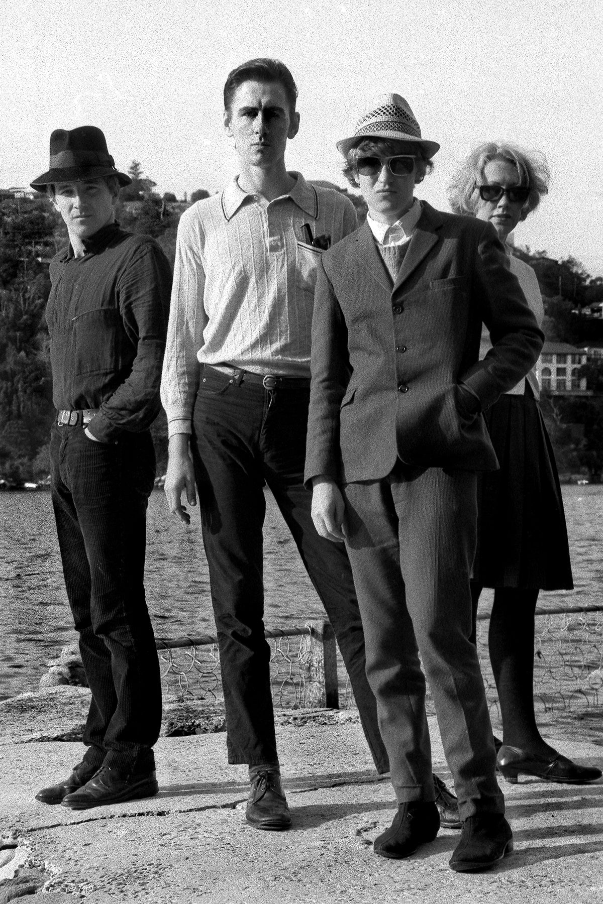 GO BETWEENS (12" x 8" 15" x 10 18" x 12" 21" x 14")