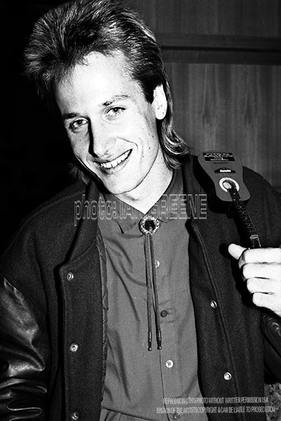 URBAN. KEITH    1   (12" x 8"  15" x 10")