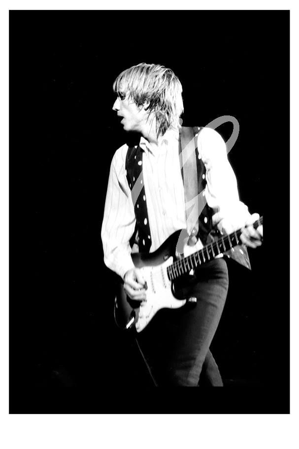 PETTY, TOM  #5    ( 9.5" x 6.2" & 12.5" x 8.5" )