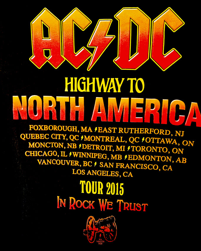 AC/DC -UNISEX -  ROCK or BUST (HIGHWAY TO NORTH AMERICA)....M