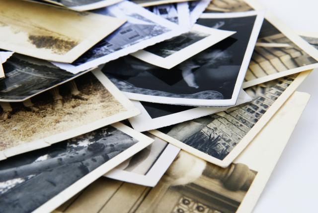 ...CARDS / POSTERS