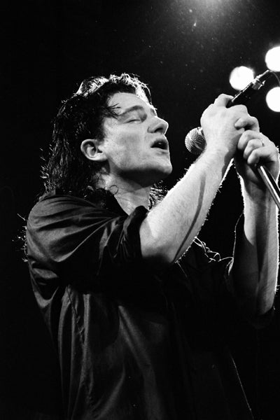 PHOTO - U2 - BONO #2     ( 8" x 12" )