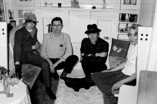 GO BETWEENS   (12" x 8")