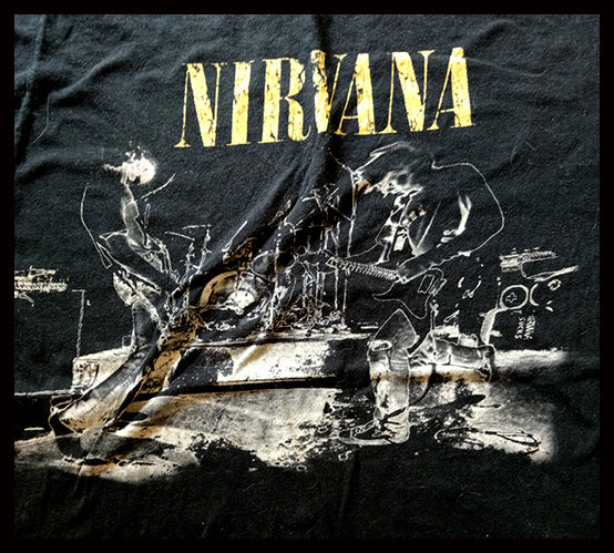 NIRVANA - OUTLINE LIVE      Med  Preloved