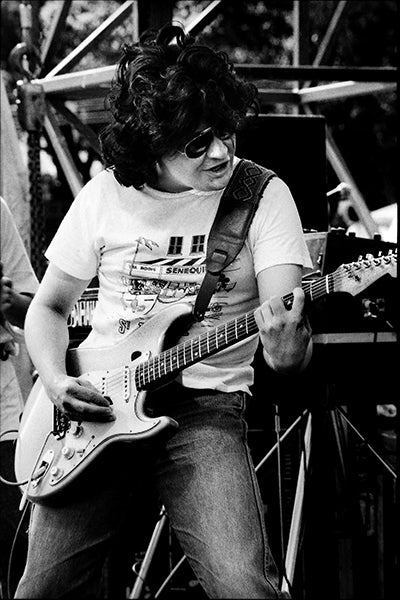 RICHARD CLAPTON     (12" x 8")