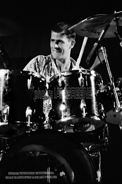 SPY V SPY - CLIFF GRIGG (12" x 8" 15" x 10" 18 x 12")